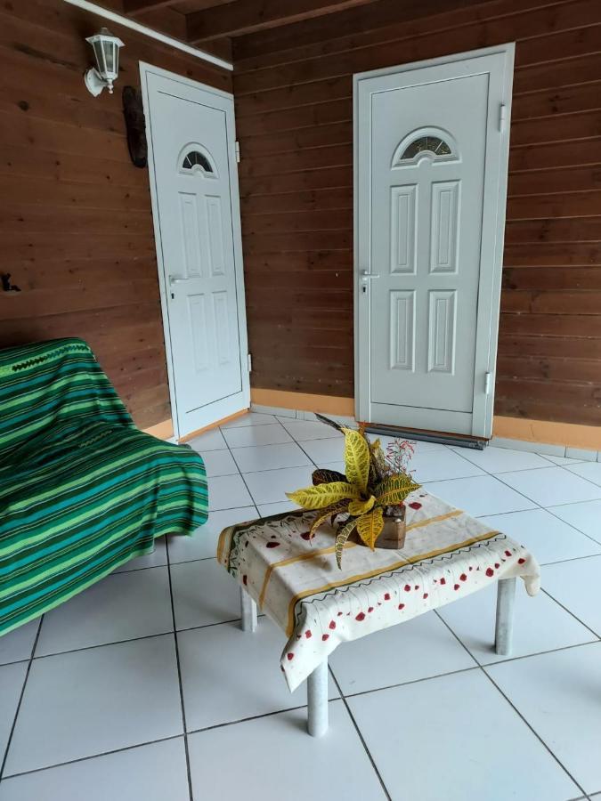 Appartement Kaz A Fruit A Pain à Sainte-Anne  Extérieur photo