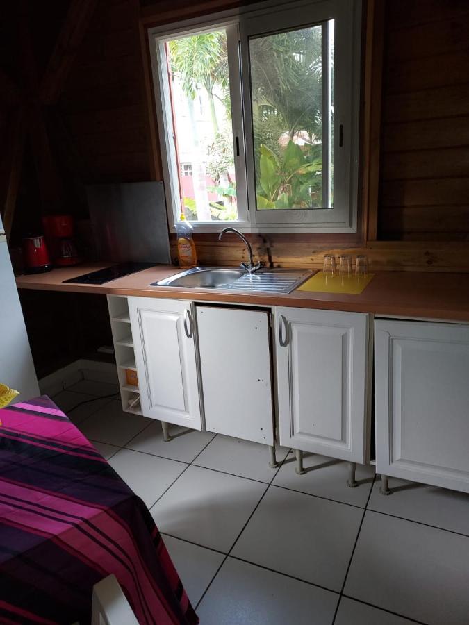 Appartement Kaz A Fruit A Pain à Sainte-Anne  Extérieur photo